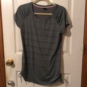 Work out shirt gray